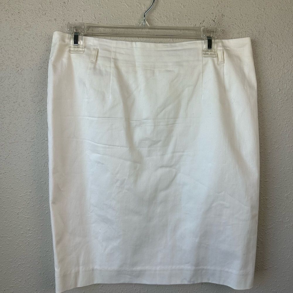 EUC Amanda + Chelsea Women’s Skirt